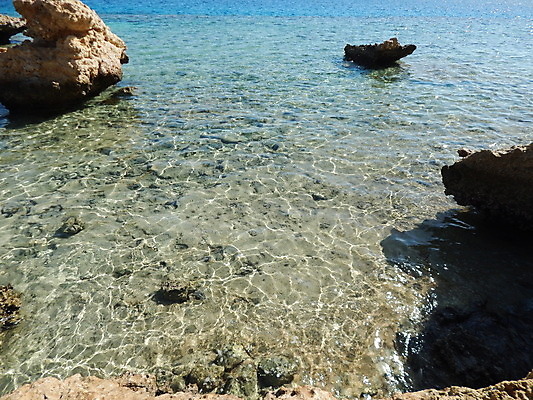 포토 JPG 해외이미지 모래 바다 여행 의자 아프리카 자연 하늘 호텔 휴가 이집트 손바닥 사람없음 야외 빨간색 물 파란색 고급 휴양지 해외202004 해외포토 자연요소 손 나라 컬러 가구 컨셉 숙소 장소 생태계 파일형식 이미지허브