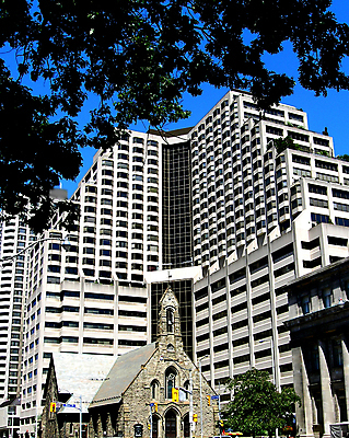 포토 JPG 해외이미지 나무 종교 벽 캐나다 건축양식 창문 유리 하늘 지붕 주택 사람없음 건물 파란색 노란색 교회 문 계단 종 발코니 역사 도심 타일 타운 첨탑 토론토 단계 계약자 석고 콘크리트 해외202004 해외포토 식물 건축물 건축 컬러 북아메리카 종교건축 재질 탑 도시 계약 파일형식 이미지허브