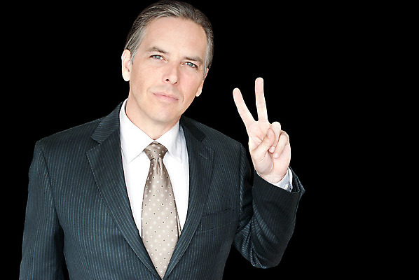 포토 JPG 해외이미지 직업 1 라이프스타일 얼굴 컨셉 비즈니스 성공 넥타이 노동자 한명 정장 사무실 유행 평화 표현 비즈니스맨 우아함 심볼 내추럴 경영 스타일 해외202004 해외포토 잡화 옷 남자 사람 생활 신체부위 직장인 파일형식 이미지허브