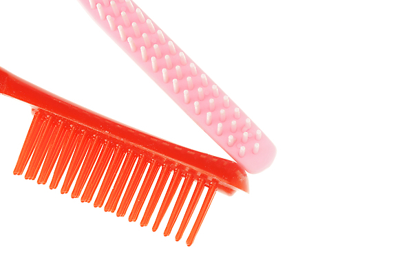 포토 JPG 해외이미지 백그라운드 사람없음 유행 흰색 머리빗 플라스틱 미용사 고립 스타일 해외202004 해외포토 직업 컬러 재질 미용용품 파일형식 이미지허브