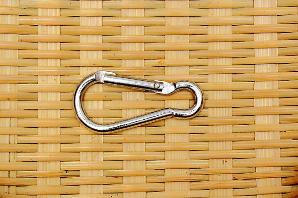 포토 JPG 해외이미지 스포츠 안전 사람없음 목재 빛 금속 힘 등산 장비 흰색 공구 보호 오브젝트 잠금 보안 내추럴 고립 철강 해외202004 해외포토 나무 컬러 컨셉 재료 재질 트래킹 도구 파일형식 이미지허브