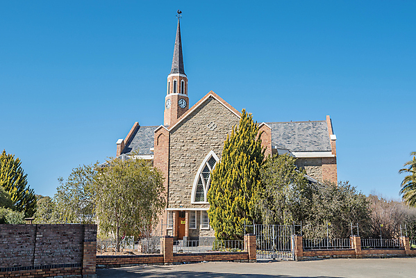 포토 JPG 해외이미지 종교 겨울 아프리카 벽돌 거리풍경 사람없음 햇빛 교회 마을 맑음 성경 역사 그늘 사암 타운 첨탑 종탑 남아프리카 옛날 해외202004 해외포토 계절 나라 종교용품 날씨 거리 풍경 태양 탑 돌_바위 도시 파일형식 이미지허브