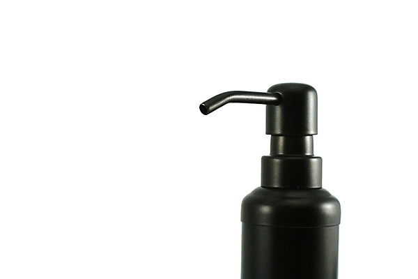 포토 JPG 해외이미지 건강 사람없음 금속 흰색 위생 컨테이너 오브젝트 비누 박테리아 펌프 고립 소독 위생관리 살균 해외202004 해외포토 산업 컬러 의학 재질 관리 위생용품 파일형식 이미지허브