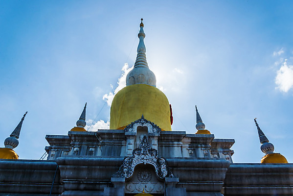 포토 JPG 해외이미지 디자인 외관 아시아 종교 문화 조각 여행 불교 건축양식 태국 자연 하늘 뼈 미술 사람없음 건물 장식 초록색 파란색 노란색 믿음 골동품 사찰 역사 건축가 심볼 신성 신화 동쪽 사리탑 숭배 신앙심 옛날 전설 존경 해외202004 해외포토 직업 건축물 건축 감정 나라 컬러 종교건축 문화예술 탑 방향 생태계 파일형식 이미지허브
