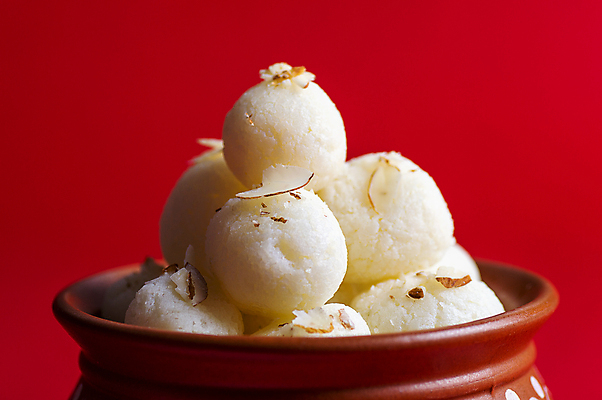 포토 JPG 해외이미지 디저트 사람없음 도자기 원형 사기그릇 인도음식 해외포토 도형 그릇 음식 동양음식 파일형식 이미지허브