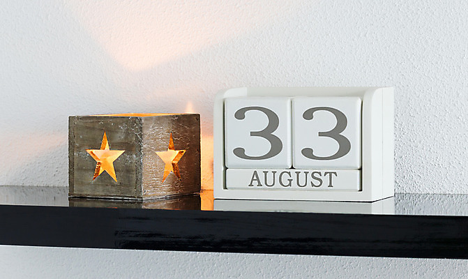 포토 JPG 해외이미지 행복 백그라운드 휴가 프레임 사람없음 빛 반사 파티 검은색 축제 블록 달력 흰색 죽음 날짜 유머 역사 계획 연도 8월 거짓 마감 추가 해외202004 해외포토 감정 컬러 컨셉 이벤트 파일형식 이미지허브