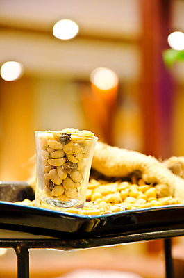 포토 JPG 해외이미지 커피 음료 음식 유리 아침 휴식 콩 사람없음 목재 갈색 주방 침묵 카페 시골 신선 맛 아침식사 삼베 질감 향기 아로마 자루 갈기 향 카푸치노 에스프레소 단절 모카 카페인 해외202004 해외포토 주간 나무 컬러 컨셉 재료 재질 곡류 상점 식사 소리 냄새 파일형식 천_직물 이미지허브