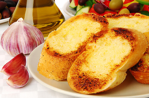 포토 JPG 해외이미지 전통 접시 음식 빵 조각 마늘 요리 사람없음 이탈리아 샐러드 튀김 껍질 신선 그릴 바게트 만취 먹기 슬라이스 토스트 버터 그리스인 프랑스어 해외202004 해외포토 서양인 문자 식기 유럽 채소 모션 주방용품 술취함 파일형식 이미지허브