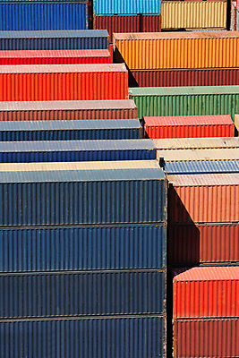 포토 JPG 해외이미지 산업 바다 비즈니스 교통시설 사람없음 경제 금속 항구 장비 화물 상품 몸무게 큼 컨테이너 기중기 무역 상업 수납 포트 무거움 단상 물류 수입 정문 터미널 해외202004 해외포토 교통 재질 문 운송업 중장비 무게 크기 시설 파일형식 이미지허브