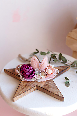 포토 JPG 해외이미지 헤어스타일 디자인 꽃 리본 어린이 백그라운드 꽃무늬 장신구 선물 사람없음 내부 장식 머리 유행 벚꽃 아기 직물 머리띠 고급 우아함 닫기 달콤 활 DIY 내추럴 핸드메이드 스타일 해외202004 해외포토 식물 컨셉 무늬 모션 사람 취미 신체부위 맛 파일형식 이미지허브