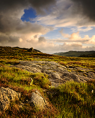 포토 JPG 해외이미지 유럽 자연 북유럽 노르웨이 풍경 사람없음 야외 여름 암초 산악지대 스칸디나비아 해외202004 해외포토 계절 나라 산 생태계 파일형식 이미지허브