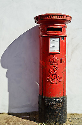 포토 JPG 해외이미지 그림자 사람없음 빨간색 그리기 편지 해외202004 해외포토 컬러 모션 파일형식 이미지허브