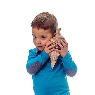 포토 JPG 해외이미지 백인 1 라이프스타일 손 남자 행복 얼굴 어린이 바다 여행 손가락 자연 휴가 조개 한명 미소 사람 소년 물 여름 청춘 소리 꿈 듣기 껍질 흰색 표현 잡기 소라 귀 고립 해외202004 해외포토 자연요소 서양인 계절 감정 컬러 컨셉 모션 어패류 표정 생활 신체부위 생태계 파일형식 이미지허브