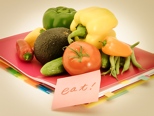 포토 JPG 해외이미지 교육 종이 문장 채소 과일 비즈니스 학교 휴식 건강 피곤 사람없음 책 단어 스터디 사무실 쌓기 에너지 정보 수확 흰색 잠 업무 메시지 인쇄 먹기 책상 오브젝트 보고서 문서 파일 폴더 페이지 바인더 고립 단절 보관소 비타민C 세피아 해외202004 해외포토 문자 컬러 가구 컨셉 농업 모션 촬영기법 학습 사무용품 작업 저장 비타민 파일형식 이미지허브