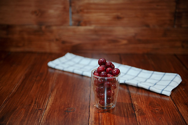 포토 JPG 해외이미지 접시 열매 음식 백그라운드 잎 농업 과일 자연 유리 탁자 디저트 건강 사람없음 목재 빨간색 정원 얼음 식사 주스 추위 신선 체리 그룹 사발 달콤 맛 먹기 유기농 내추럴 숙성 채식주의자 해외202004 해외포토 자연요소 나무 식물 식기 웰빙 산업 음료 컬러 가구 컨셉 재료 모션 재질 사기그릇 생태계 채식 파일형식 이미지허브