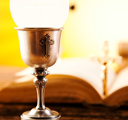 포토 JPG 해외이미지 기독교 종교 빵 십자가 옥수수 사람없음 책 교회 과자 믿음 성경 저녁식사 천주교 기도 예수 목사 확인 증거 신성 묵주 덩어리 설교 복음 성배 성찬식 성체 숭배 신앙심 해외202004 해외포토 감정 음식 종교용품 종교건축 디저트 곡류 건물 식사 신_종교 성직자 파일형식 이미지허브