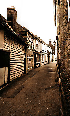 포토 JPG 해외이미지 영국 잉글랜드 흑백 사람없음 건물 상점 좁은 옛날 해외202004 해외포토 건축물 유럽 촬영기법 파일형식 이미지허브