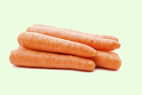 포토 JPG 해외이미지 길 음식 줄기 채소 과일 비즈니스 자연 건강 사람없음 초록색 여름 당근 시장 큼 다발 먹기 싱글 날것 심플 길이 숙성 채식주의자 해외202004 해외포토 식물 계절 컬러 모션 뿌리채소 크기 생태계 채식 파일형식 이미지허브