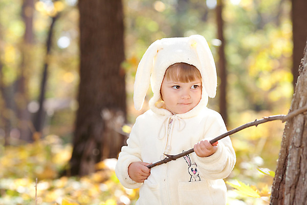 포토 JPG 해외이미지 백인 라이프스타일 계절 공원 여자 딸 행복 어린이 단풍 잎 오렌지 자연 놀이 친절 털 사랑 한명 미소 사람 야외 컬러풀 노란색 기쁨 가을 토끼 유머 숲 작음 싱글 긍정 내추럴 돌봄 해외202004 해외포토 서양인 식물 1 공공시설 감정 컬러 컨셉 과일 포유류 가족 모션 표정 생활 반려동물 크기 생태계 파일형식 이미지허브