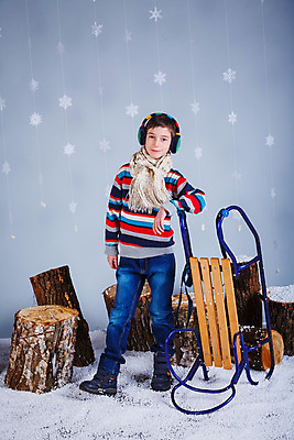 포토 JPG 해외이미지 백인 모델 옷 계절 남자 행복 얼굴 어린이 장갑 크리스마스 겨울 장신구 휴가 따뜻함 관리 한명 사람 소년 컬러풀 유행 목도리 기쁨 추위 흰색 축하 아기 만족 긍정 양모 캡모자 해외202004 해외포토 서양인 모자_잡화 1 잡화 기념일 감정 컬러 컨셉 신체부위 직물 파일형식 이미지허브