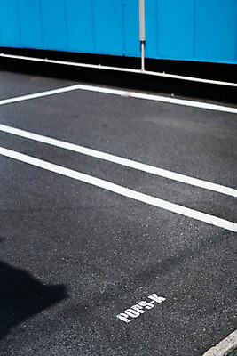 포토 JPG 주간 사람없음 야외 주차장 주차장표시 국내포토 자연요소 표시 파일형식