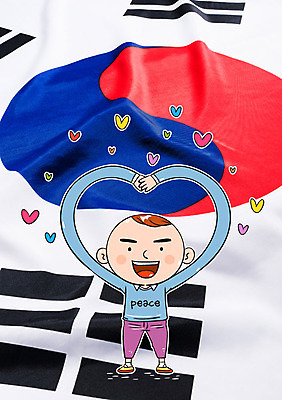 남자 포토일러 한국 한명 평화 하트 태극기 사회이슈 삼일절 애국심 광복절 손하트 이미지편집 AI파일 모양 편집이미지 1 아시아 컨셉 사람 손짓 공휴일 국기 국경일 파일형식 벡터
