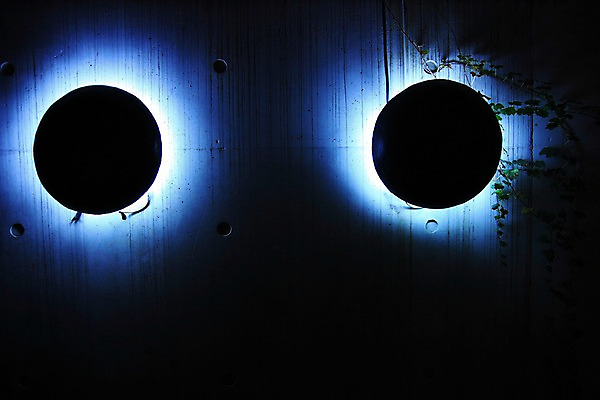 포토 JPG 벽 백그라운드 조명 풍경 사람없음 야외 가림 야간 국내포토 자연요소 모션 파일형식