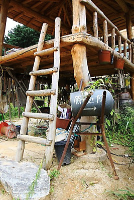 포토 JPG 주간 백그라운드 사다리 풍경 사람없음 야외 정자 지게 국내포토 자연요소 건축물 도구 파일형식