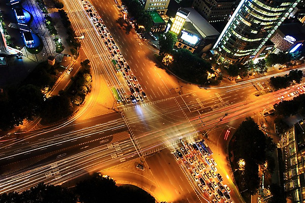 포토 JPG 야경 자동차 한국 빌딩 사람없음 야외 도시 도심 교차로 국내포토 아시아 길 육상교통 건물 야간 파일형식 풍경_경치