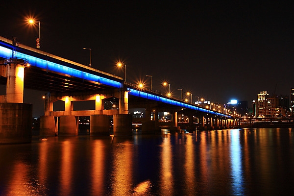 포토 JPG 야경 한국 빌딩 사람없음 야외 강 도시 한강 가교 국내포토 건축물 아시아 서울 건물 야간 랜드마크 파일형식 풍경_경치