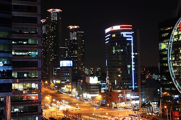 포토 JPG 야경 자동차 한국 빌딩 야외 도시 도심 교차로 국내포토 아시아 길 육상교통 건물 야간 파일형식 풍경_경치