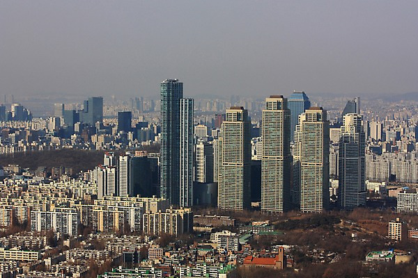 포토 JPG 주간 하늘 한국 풍경 빌딩 사람없음 야외 고층빌딩 도시 도심 국내포토 자연요소 아시아 건물 파일형식