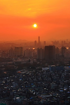 포토 JPG 자연현상 하늘 한국 풍경 빌딩 사람없음 야외 태양 일몰 도시 도심 국내포토 자연요소 아시아 자연 건물 노을 파일형식