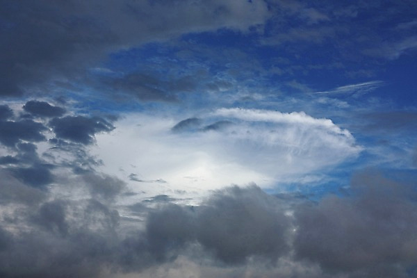 포토 JPG 주간 구름 자연 하늘 풍경 사람없음 야외 국내포토 자연요소 생태계 파일형식