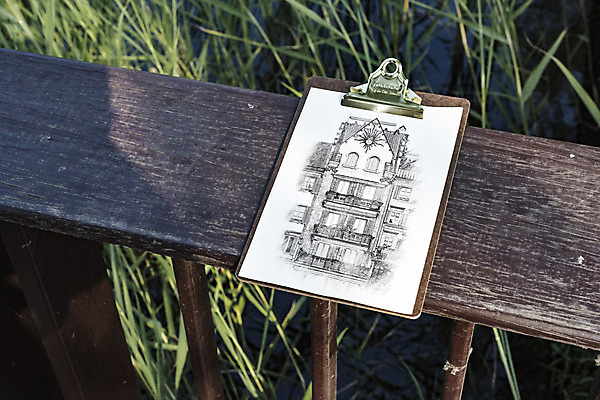 PSD 편집이미지 건축물 사람없음 하이앵글 공책 다리 연못 스케치 스케치북 드로잉 목업 이미지편집 건축 뷰포인트 문구용품 학용품 미술 신체부위 파일형식