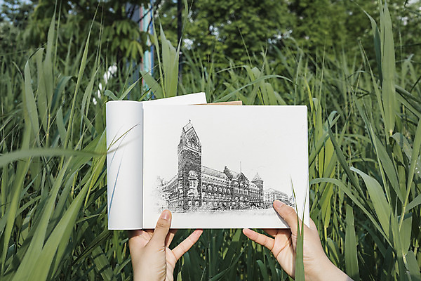 PSD 나무 편집이미지 건축물 손 나뭇잎 들기 신체부위 공책 양손 스케치 스케치북 드로잉 목업 이미지편집 식물 건축 잎 모션 문구용품 학용품 미술 사람 파일형식