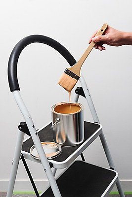 포토 JPG 손 사다리 들기 신체부위 인테리어 페인트 페인트붓 DIY 셀프 국내포토 디자인 모션 사람 취미 도구 붓 파일형식