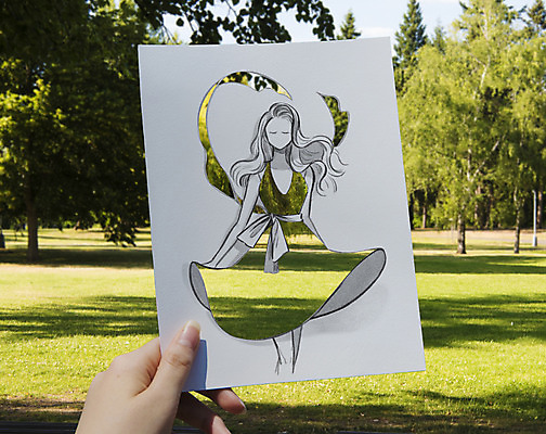 PSD 나무 해외풍경 해외 손 드레스 옷 여자 패션 유럽 종이 포토일러 한명 들기 풍경 잔디 신체부위 체코 이미지편집 식물 편집이미지 1 나라 모션 사람 파일형식