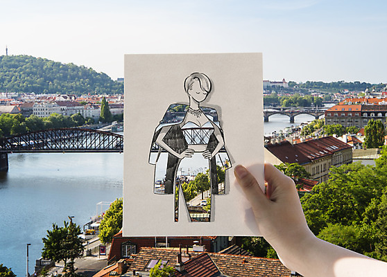 PSD 나무 해외풍경 해외 손 드레스 옷 여자 패션 유럽 종이 포토일러 하늘 한명 들기 풍경 건물 신체부위 강 체코 이미지편집 식물 편집이미지 1 건축물 나라 모션 사람 파일형식