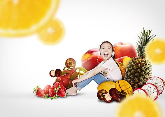 PSD 편집 편집이미지 여자 어린이 오렌지 과일 딸기 한명 웃음 앉기 옆모습 헤드폰 다양 한국인 사과 파인애플 망고 용과 망고스틴 소녀한명만 이미지편집 1 뷰포인트 음향기기 다수 모션 표정 사람 동양인 열대과일 여자한명만 소녀만 파일형식