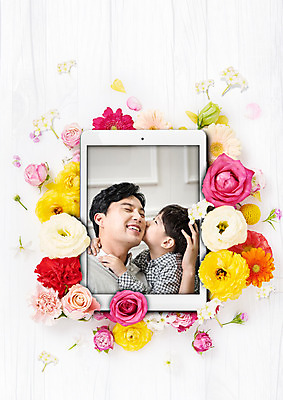 PSD 편집 편집이미지 남자 꽃 아들 어린이 가족 키스 웃음 상반신 성인 두명 30대 태블릿 한국인 아빠 부자지간 남자만 이미지편집 식물 관계 표정 사람 동양인 장년 전자제품 스마트기기 애정표현 파일형식