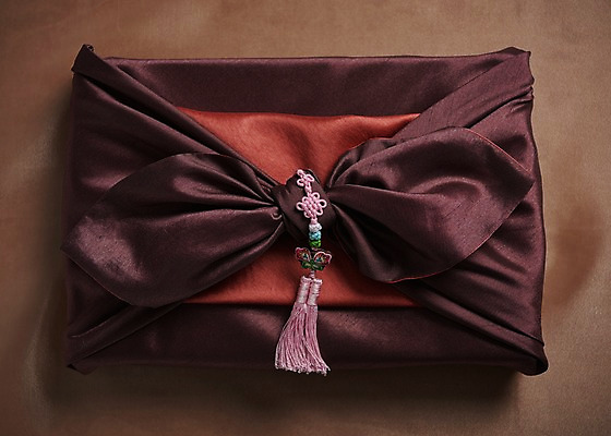 포토 JPG 스튜디오촬영 전통 명절 포장 전통소품 실내 선물 사람없음 추석 천 노리개 추석선물 국내포토 기념일 내부 직물 오브젝트 파일형식 명절선물