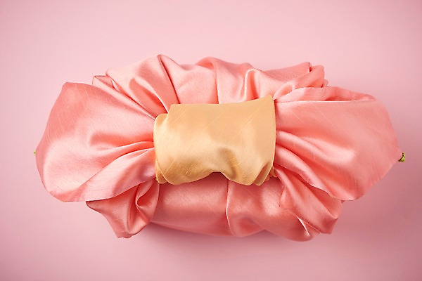 포토 JPG 스튜디오촬영 전통 명절 포장 전통소품 실내 선물 사람없음 하이앵글 추석 천 추석선물 국내포토 기념일 뷰포인트 내부 직물 오브젝트 파일형식 명절선물