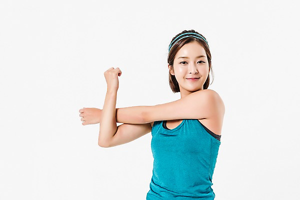 포토 JPG 스튜디오촬영 여자 실내 한명 미소 상반신 20대 성인 앞모습 운동복 스트레칭 한국인 팔운동 성인여자한명만 국내포토 1 옷 뷰포인트 표정 사람 동양인 청년 내부 운동 여자한명만 성인여자만 파일형식