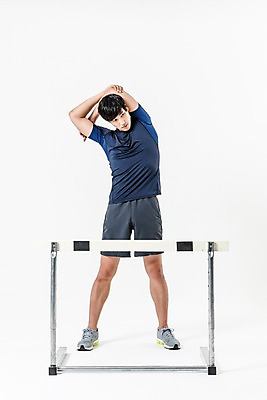 포토 JPG 스튜디오촬영 전신 남자 실내 한명 서기 20대 성인 앞모습 스트레칭 한국인 허들 육상스포츠 육상선수 옆구리운동 장애물달리기 허들경기 성인남자한명만 국내포토 1 스포츠 뷰포인트 모션 운동선수 사람 동양인 경기 청년 내부 운동 장애물 남자한명만 성인남자만 파일형식