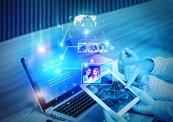 PSD 서양인 편집 편집이미지 손 여자 남자 회의 여러명 상반신 20대 성인 신체부위 노트북 태블릿 지구본 글로벌비즈니스 터치 양손 비즈니스맨 비즈니스우먼 네트워크 홀로그램 화상통화 성인만 4차산업 이미지편집 외국인 산업 다수 비즈니스 사람 청년 전자제품 스마트기기 글로벌 직장인 통화 파일형식