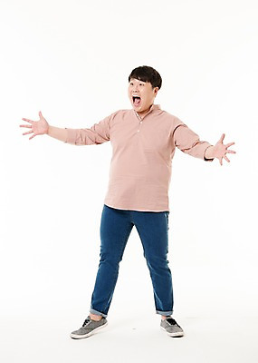 포토 JPG 스튜디오촬영 전신 남자 포즈 사진 모션 팔벌리기 실내 한명 서기 웃음 20대 성인 앞모습 놀람 한국인 손뻗기 남자한명만 성인남자한명만 국내포토 1 감정 뷰포인트 표정 사람 동양인 청년 내부 남자만 성인남자만 파일형식 인종 성인만