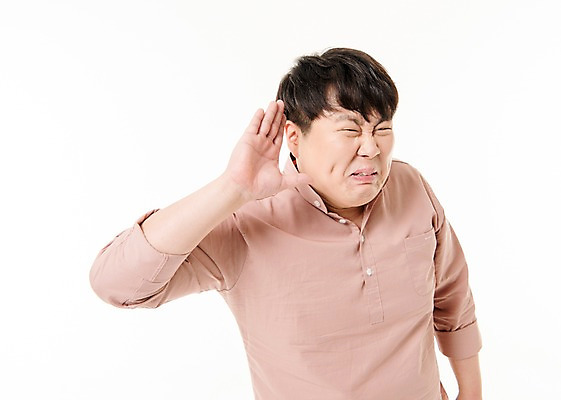 포토 JPG 스튜디오촬영 남자 포즈 사진 모션 실내 한명 손짓 상반신 20대 성인 앞모습 듣기 한국인 찡그림 남자한명만 성인남자한명만 국내포토 1 뷰포인트 표정 사람 동양인 청년 내부 남자만 성인남자만 파일형식 인종 성인만