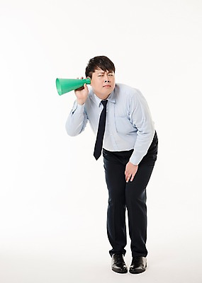 포토 JPG 스튜디오촬영 전신 남자 포즈 사진 실내 허리숙이기 한명 서기 들기 정장 손짓 20대 성인 앞모습 비즈니스라이프 확성기 듣기 한국인 비즈니스맨 엿듣기 남자한명만 성인남자한명만 국내포토 1 라이프스타일 옷 뷰포인트 비즈니스 모션 숙이기 사람 동양인 청년 내부 직장인 남자만 성인남자만 파일형식