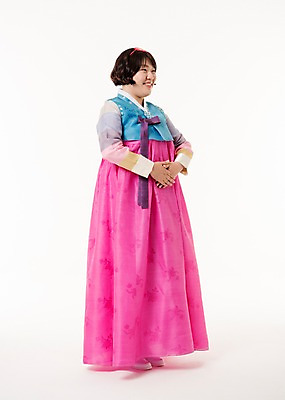 포토 JPG 스튜디오촬영 전신 한국전통 우먼라이프 여자 명절 실내 한명 서기 웃음 20대 성인 옆모습 한국인 예절 한복 공손 성인여자한명만 국내포토 1 전통 라이프스타일 기념일 뷰포인트 모션 한국 표정 사람 동양인 청년 내부 전통의상 여자한명만 성인여자만 파일형식 아시아 인종 이벤트 생활 여자만 성인만 나라